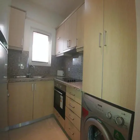 Apartment 6 Kisilik Tesis Icerisinde Ortak Havuzlu Daire, Aydin Kusadasi - Awz147 Soke